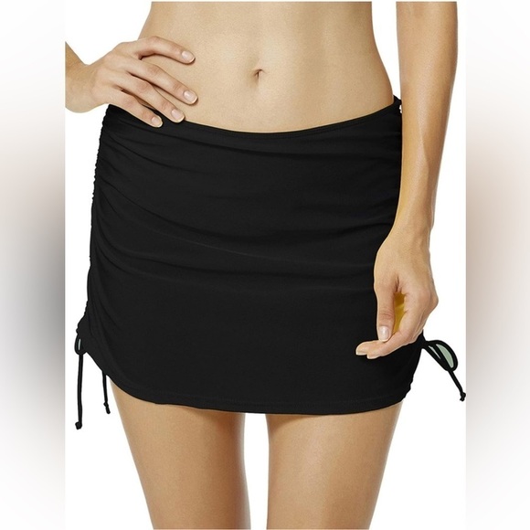 NWT Black Swim Skirt with Hot Pink Attached Bikini Bottoms Size Small - Picture 1 of 12